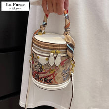 画像をギャラリービューアに読み込む, Keep smiling  4