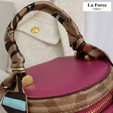 画像をギャラリービューアに読み込む, Keep smiling  2